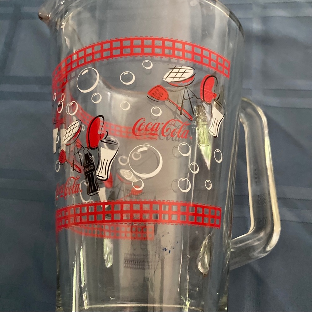 Vintage CocaCola Pitcher-no cracks or chips EUC - Picture 4 of 6